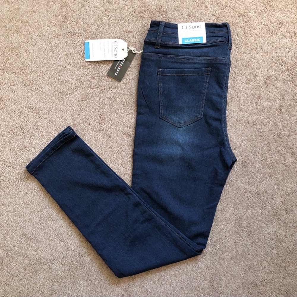 Fashion Nova ci sono dark blue skinny jeans size 15